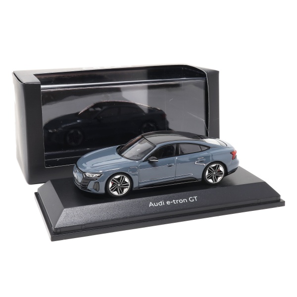 Macheta Oe Audi E-Tron GT Gri Kemora 1:43 5012120031